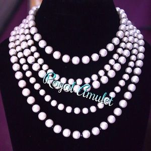Pure Pearls strand necklace with black onyx beads
